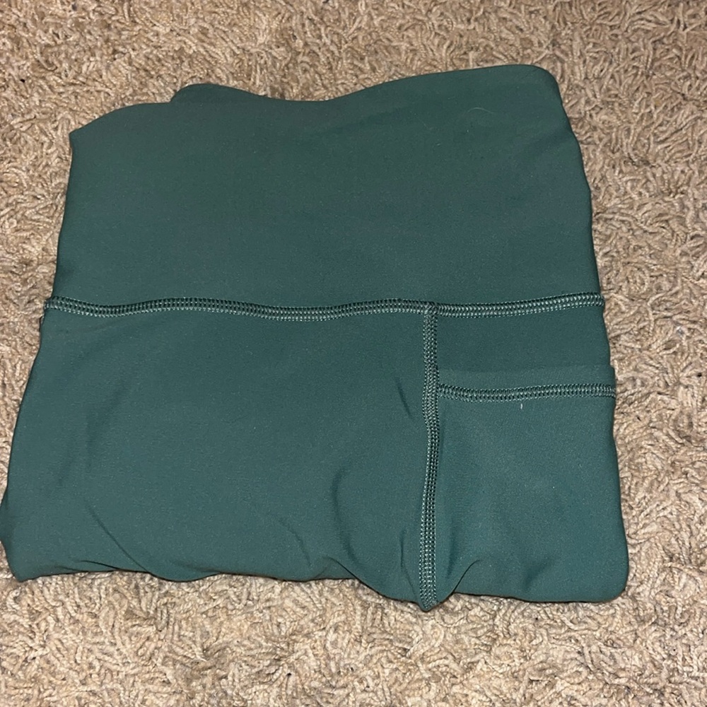 Green leggings